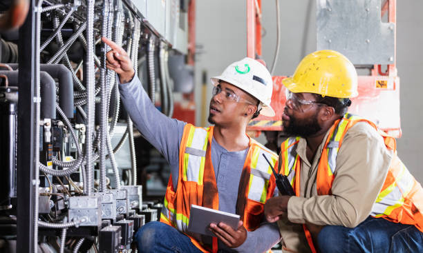 Best Electric Panel Repair  in Country Clu, MO